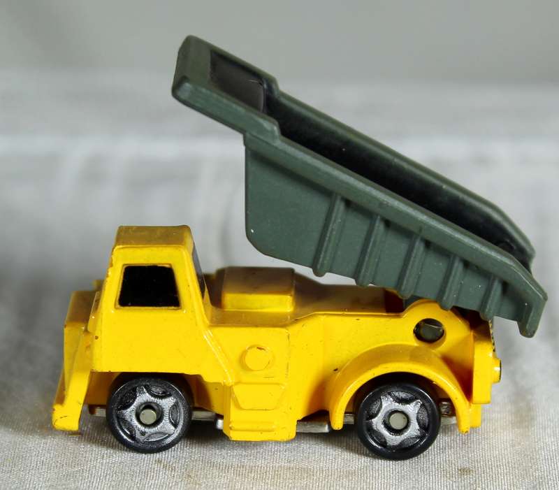 Charm Max - Tipper Truck
