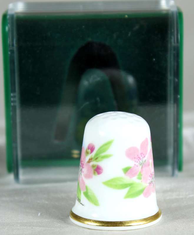 Bone China thimble - Vintage blue tits - Renaissance