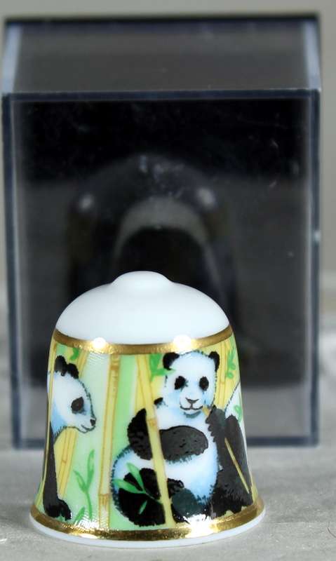 Bone China thimble - Pandas - Marutoyo Japan