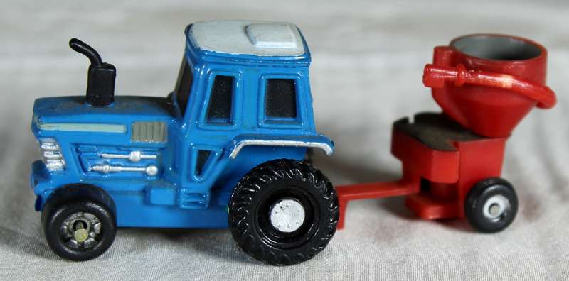 Funrise - Blue Tractor with Farm Implement