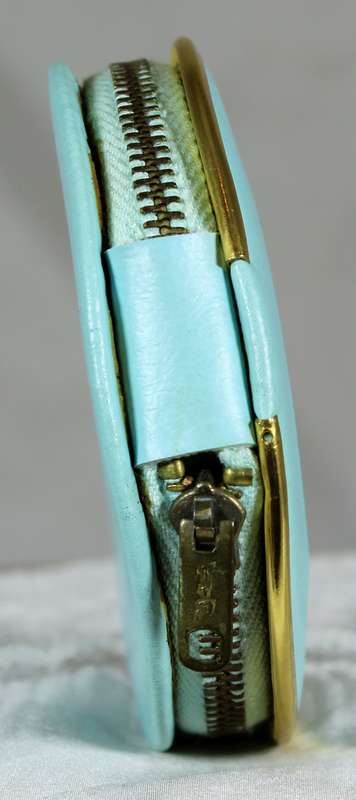 Orient Israel - Powder compact - Embroided leather - Zipper case
