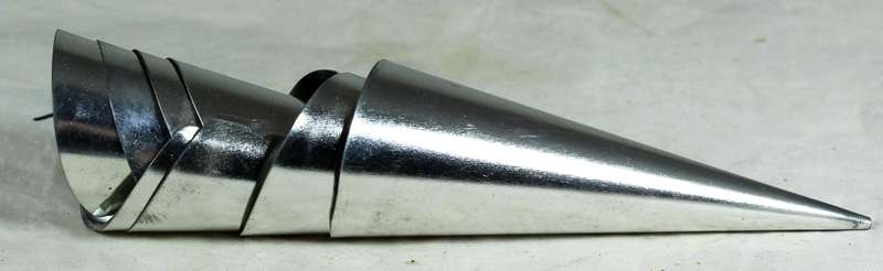 Cream horn holders
