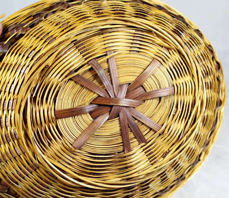 Set of 3 wicker baskets
