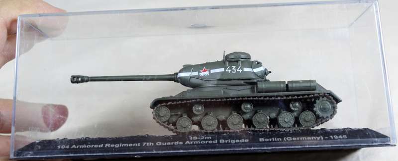 Diecast tank - IS-2M Berlin