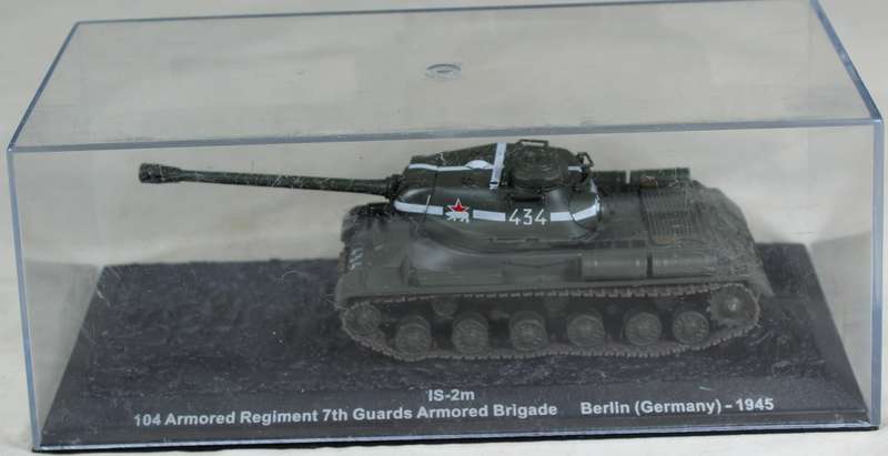 Diecast tank - IS-2M Berlin