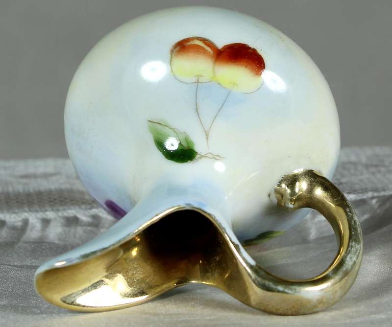 Miniature vase with painted fruit