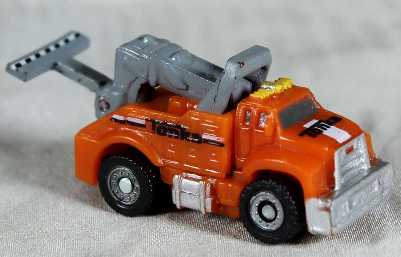 Micro Machines - Tonka Tow Truck