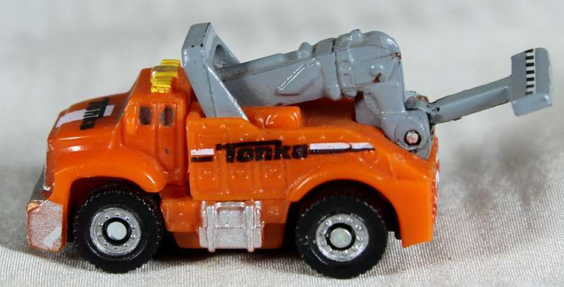 Micro Machines - Tonka Tow Truck