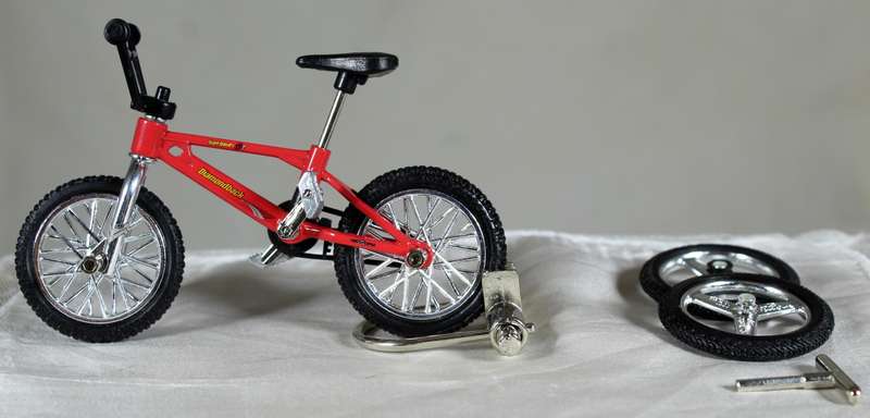 Tech Deck BMX Trick Bike - Orange Diamondback