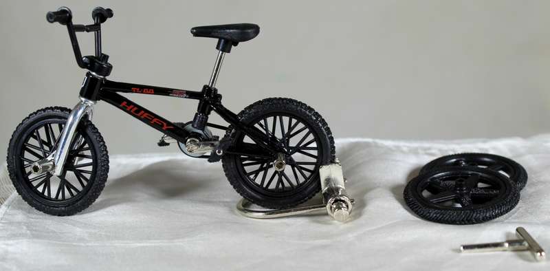 Tech Deck BMX Trick Bike - Black Huffy