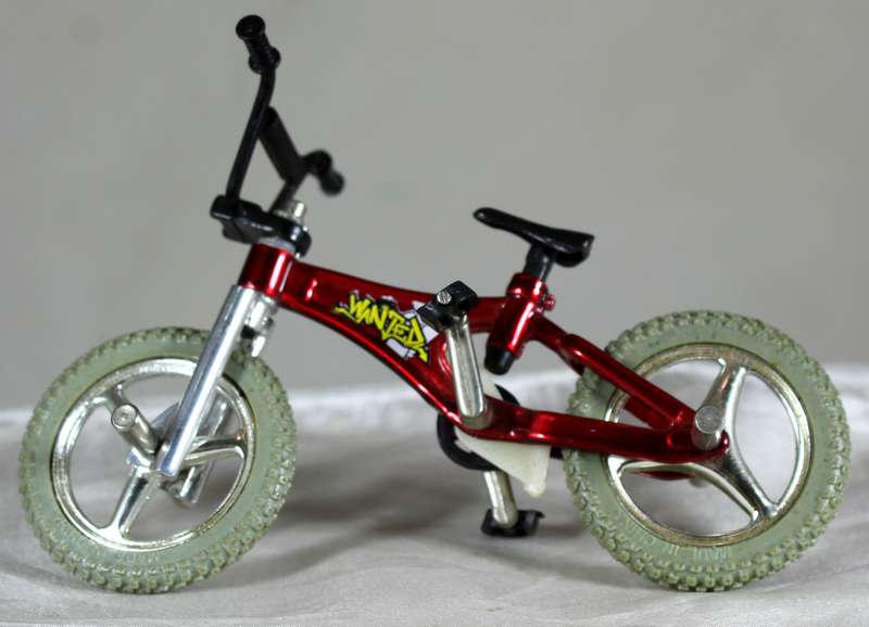 Tech Deck BMX Trick Bike - Red Wanted