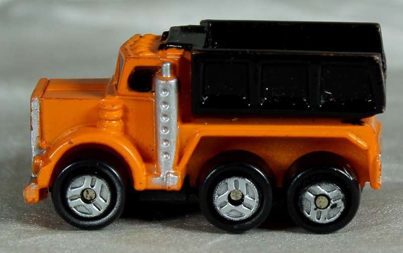 Micro Machines - Galoob - Construction dump truck
