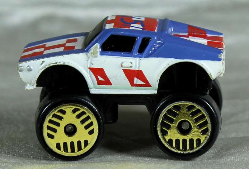 Micro Machines - Galoob - De Tomaso Pantera - Turbo wheels collection