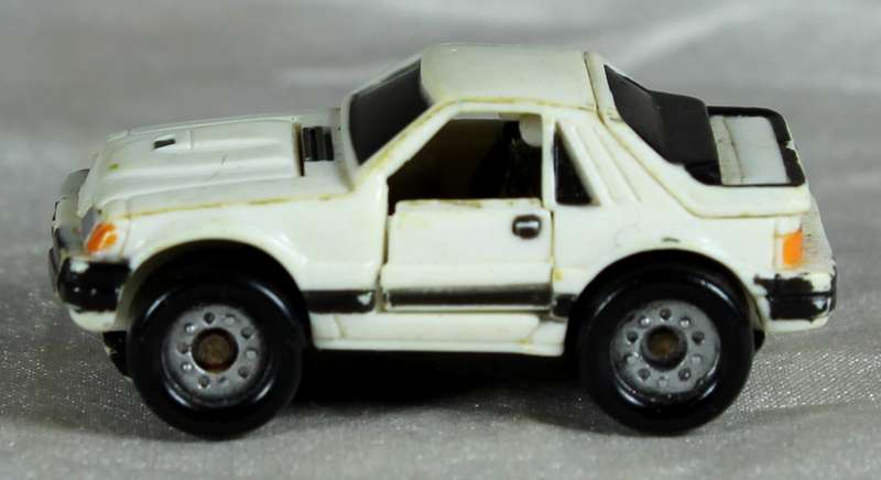 Micro Machines - Galoob - Mustang SVO