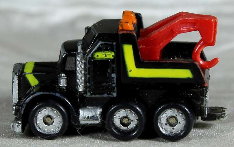 Micro Machines - Galoob - Semi Tow truck wrecker