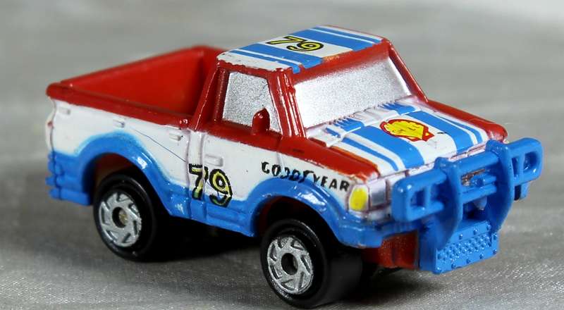Micro Machines - Galoob - Datsun Pick-up 4x4