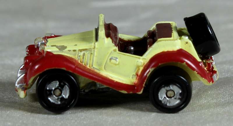 Micro Machines - Galoob - MG TF Roadster