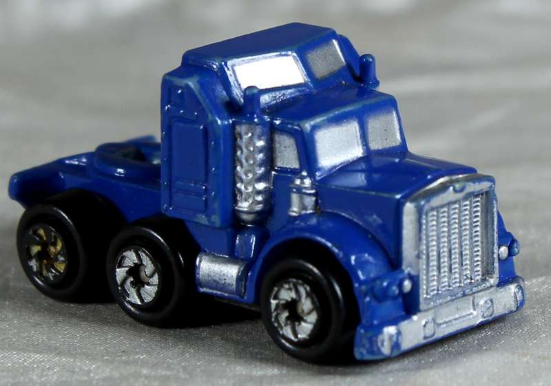 Micro Machines - Galoob - Semi-truck
