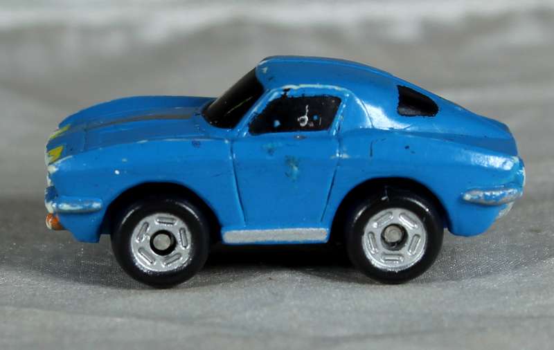 Micro Machines - Funrise - Chev Corvette