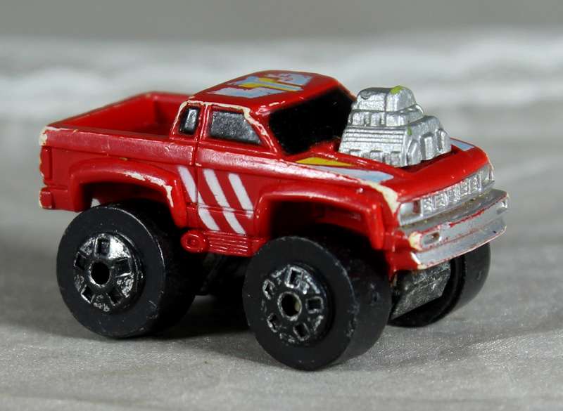 Micro Machines - Funrise - Datsun truck