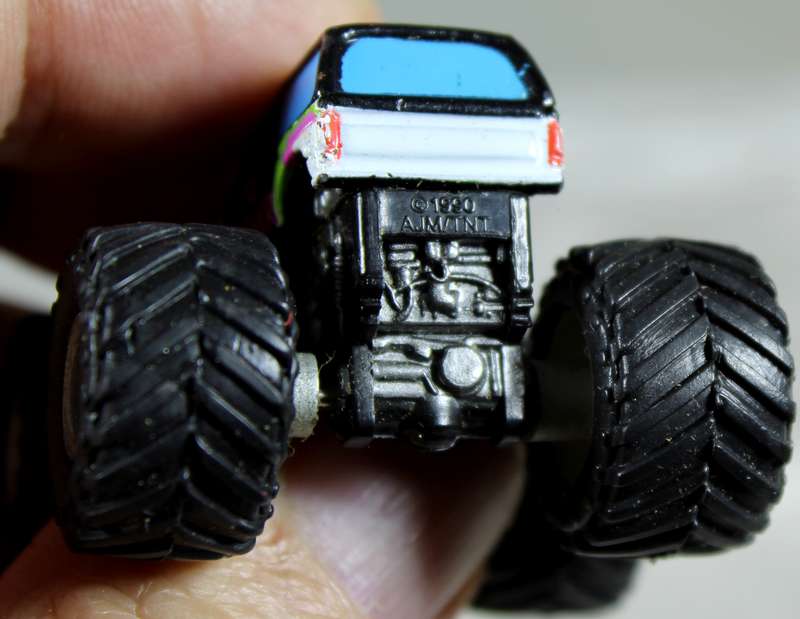 Micro Machines - AJM/TNT - Monster truck - The Squasher