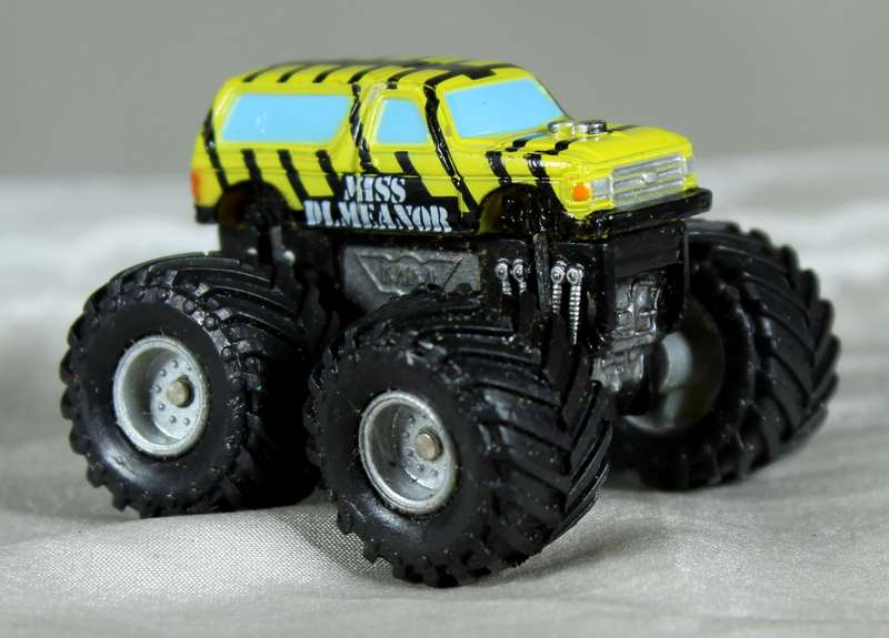 Micro Machines - AJM/TNT - Monster truck - Miss Demeanor
