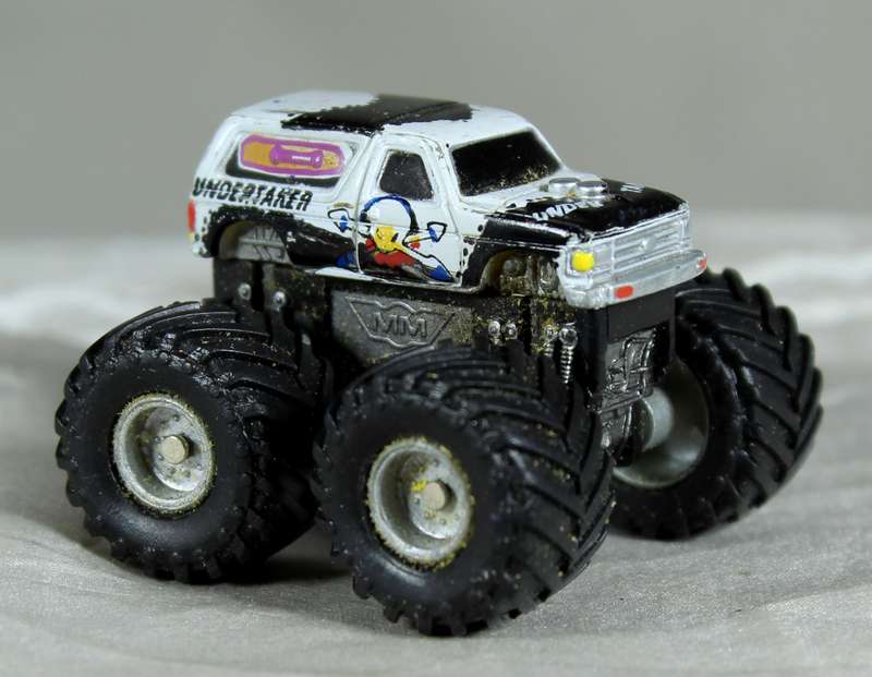 Micro Machines - AJM/TNT - Tuff trax - Undertaker