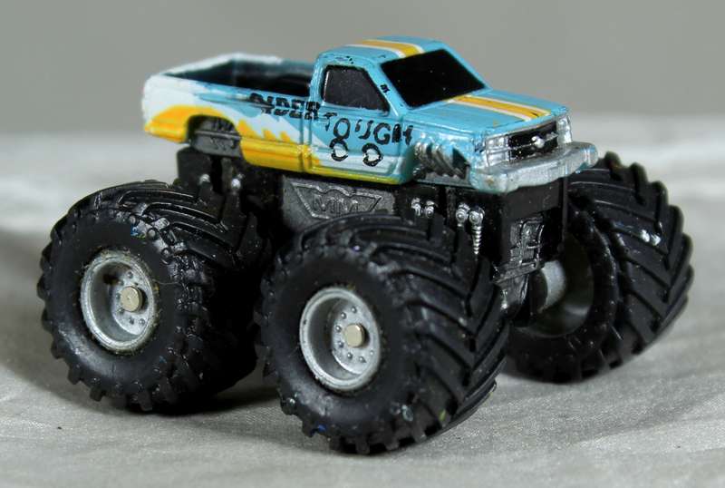 Micro Machines - AJM/TNT - Tuff trax - Tough Rider