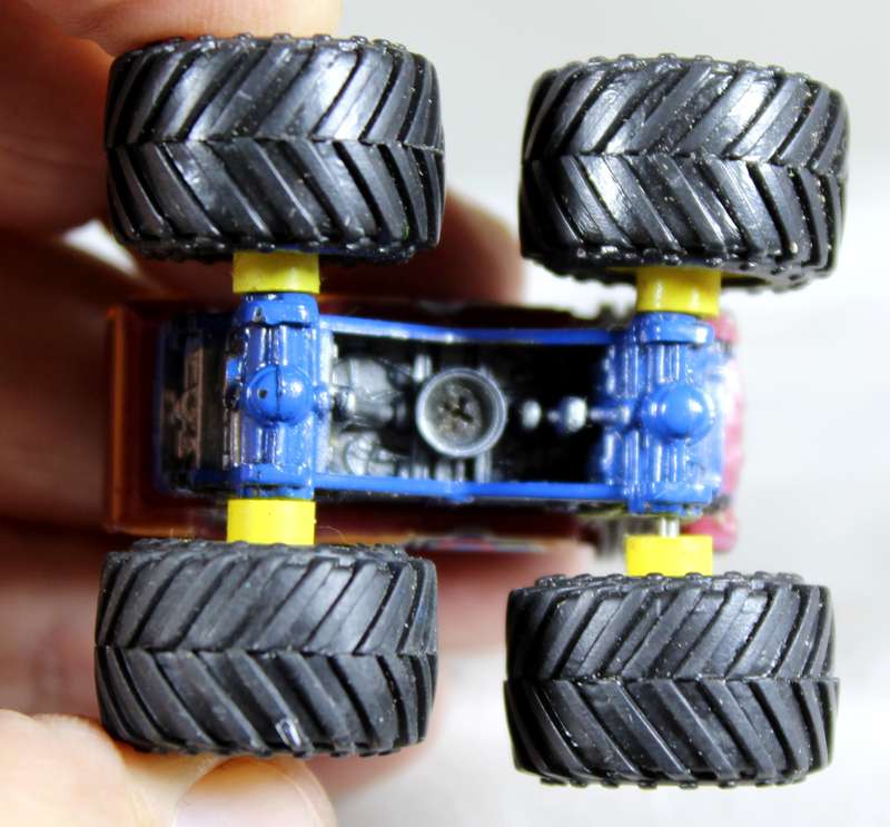 Micro Machines - AJM/TNT - Tuff trax