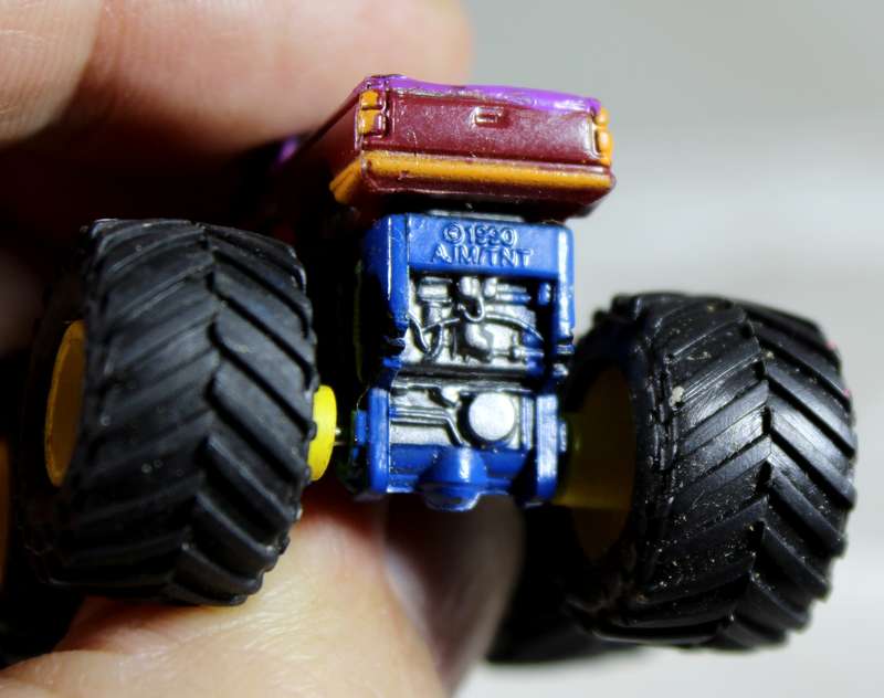Micro Machines - AJM/TNT - Tuff trax