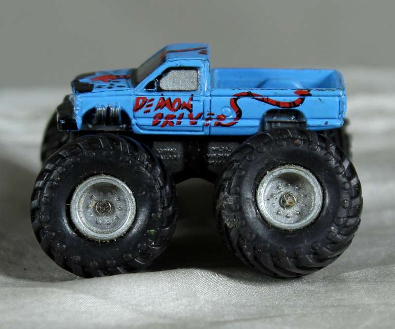 Micro Machines - AJM/TNT - Tuff trax - Demon Drivers