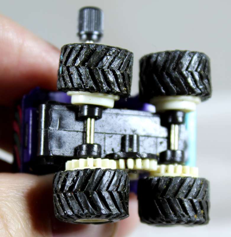 Micro Machines - LGTI - Crankers monster truck