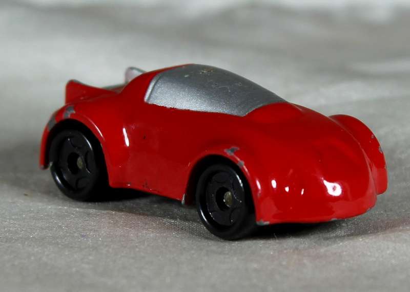Micro - Metal car racer