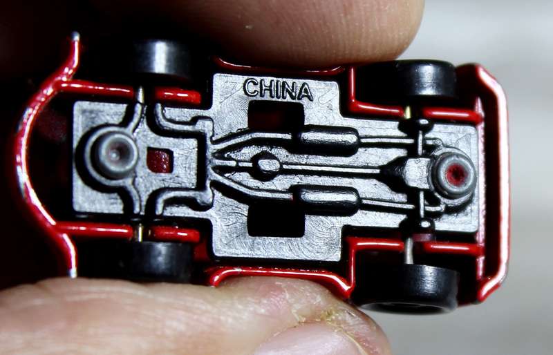 Micro - Metal car racer