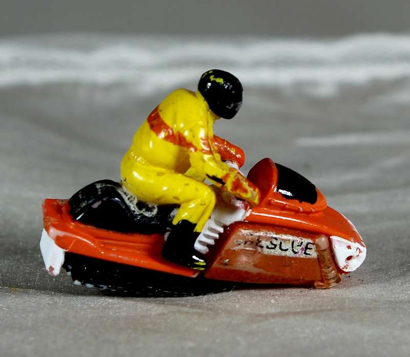 Micro Snowmobile