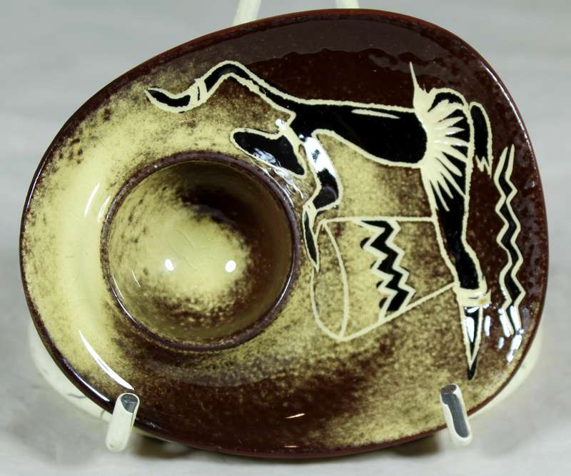 Crescent Ware - Egg holder - Figure playing drum