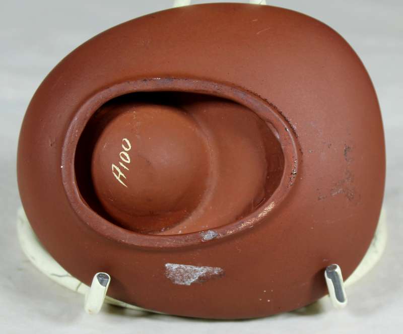 Crescent Ware - Egg holder - Figure playing drum