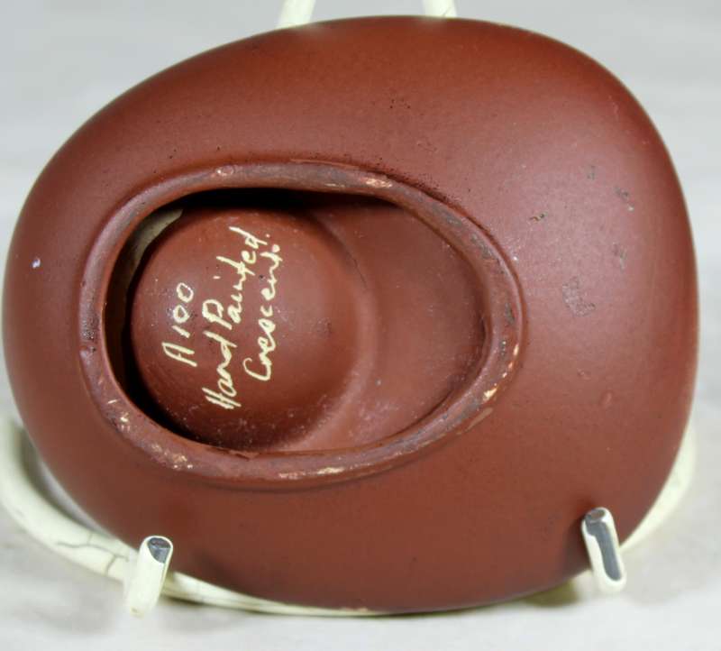 Crescent Ware - Egg holder - Figures dancing