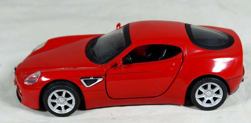 New Ray - Alfa Romeo 8C Competizione