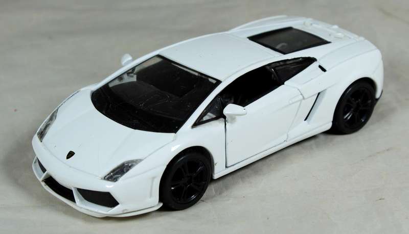Burago - Lamborghini Gallardo LP560