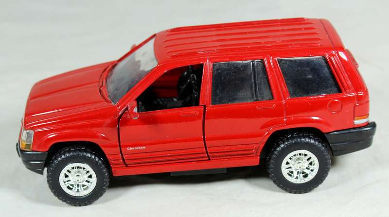 New Ray - Jeep Grand Cherokee
