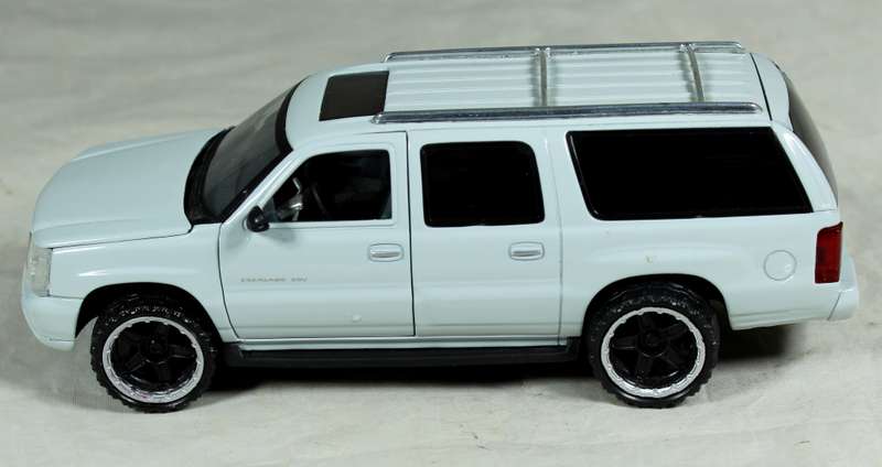 National Motor Museum Mint Cadillac Escalade ESV