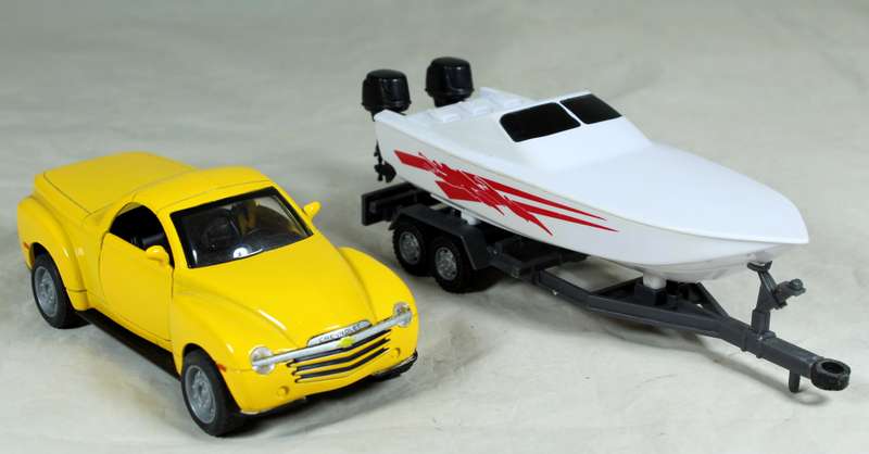 New Ray - 2003 Chevy SSR plus speed boat