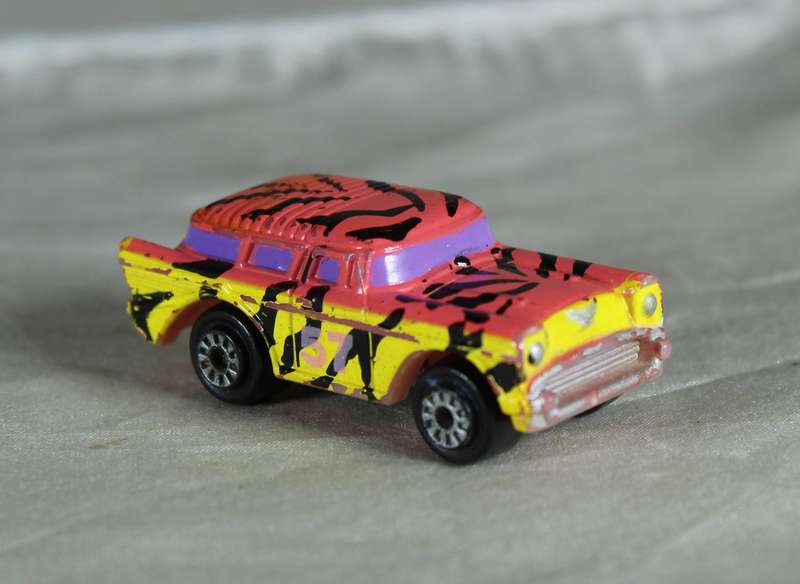 Micro Machines - Galoob (1989) - 1957 Chevy Nomad Tiger
