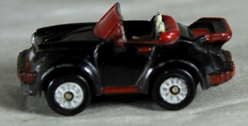Micro Machines - Galoob - Porsche 911 Convertible (1986)