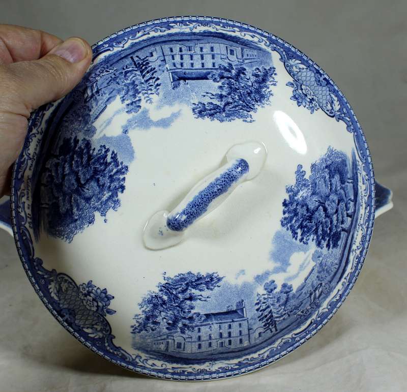Johnson Bros - old Britain castles - Windsor castle tureen - damaged