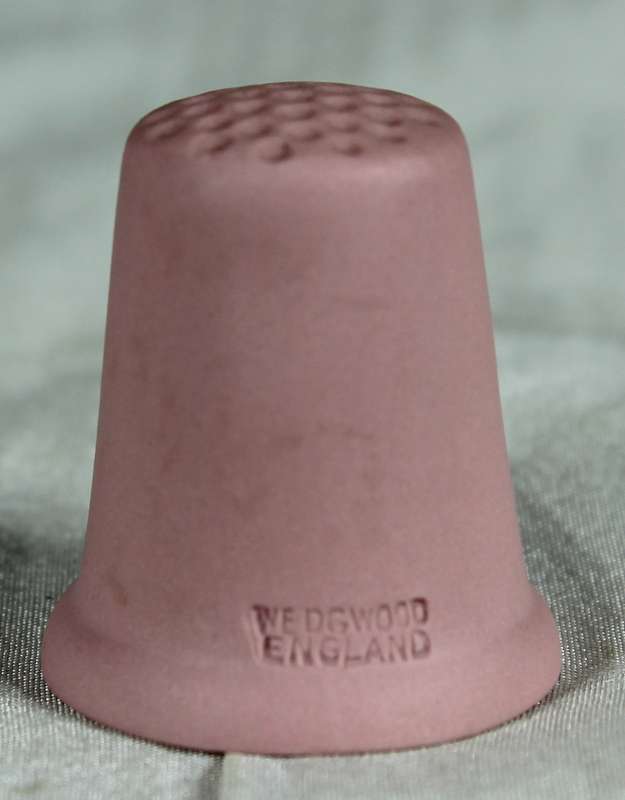 Wedgewood - Pink - Jasperware thimble - Floral girl