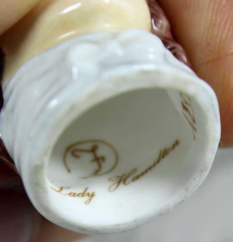 Staffordshire thimble - Lady Hamilton