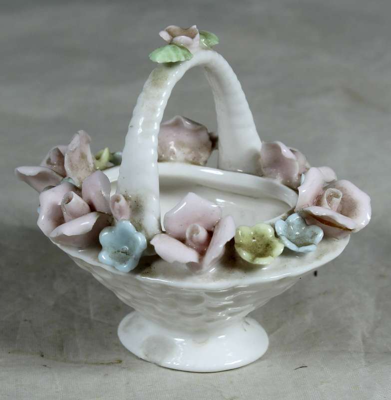 Small posy in a basket
