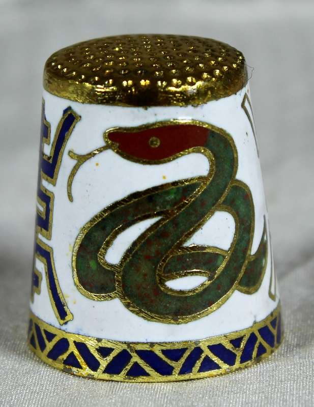 Cloisonne enameled thimble - Chinese zodiac - Snake